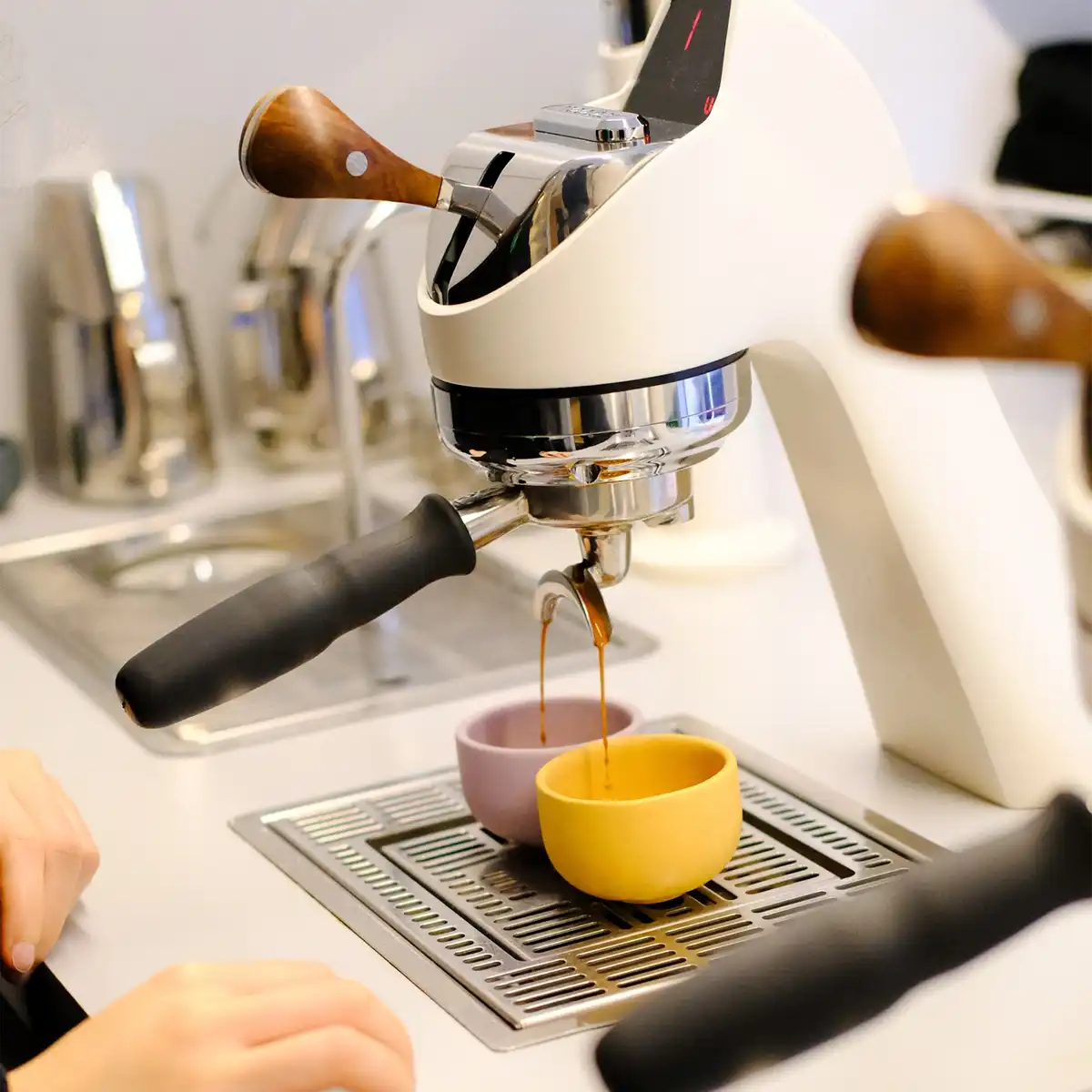 Hola Coffee Lagasca photo 4