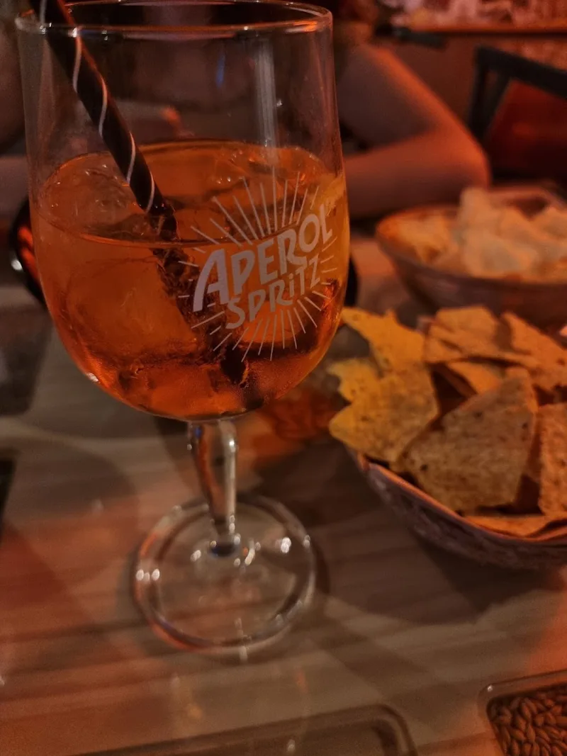 Brindis Bar photo 2