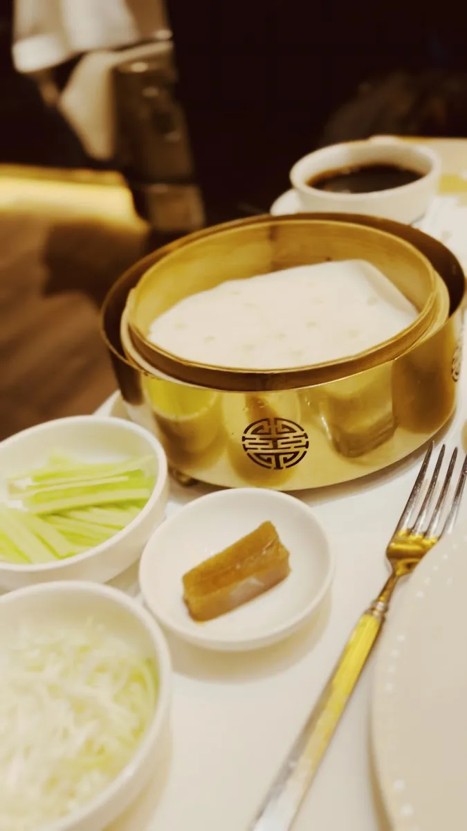 China Crown photo 2