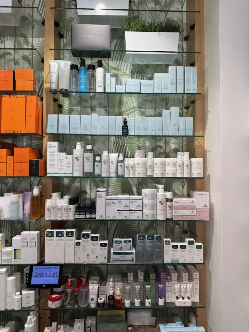 Farmacia Marina Sáez photo 2