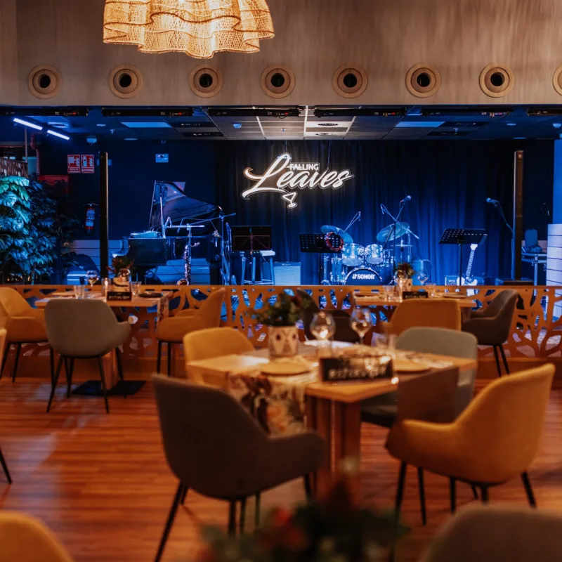 Leaves Restaurant photo 1