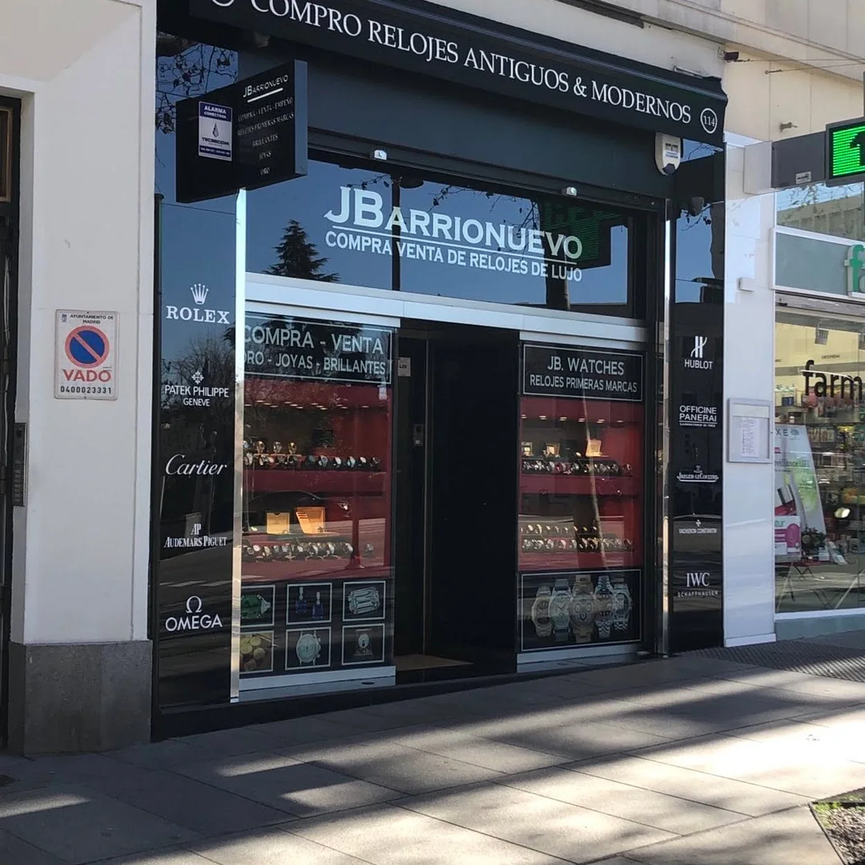 Tienda de JB Watches en la calle Serrano