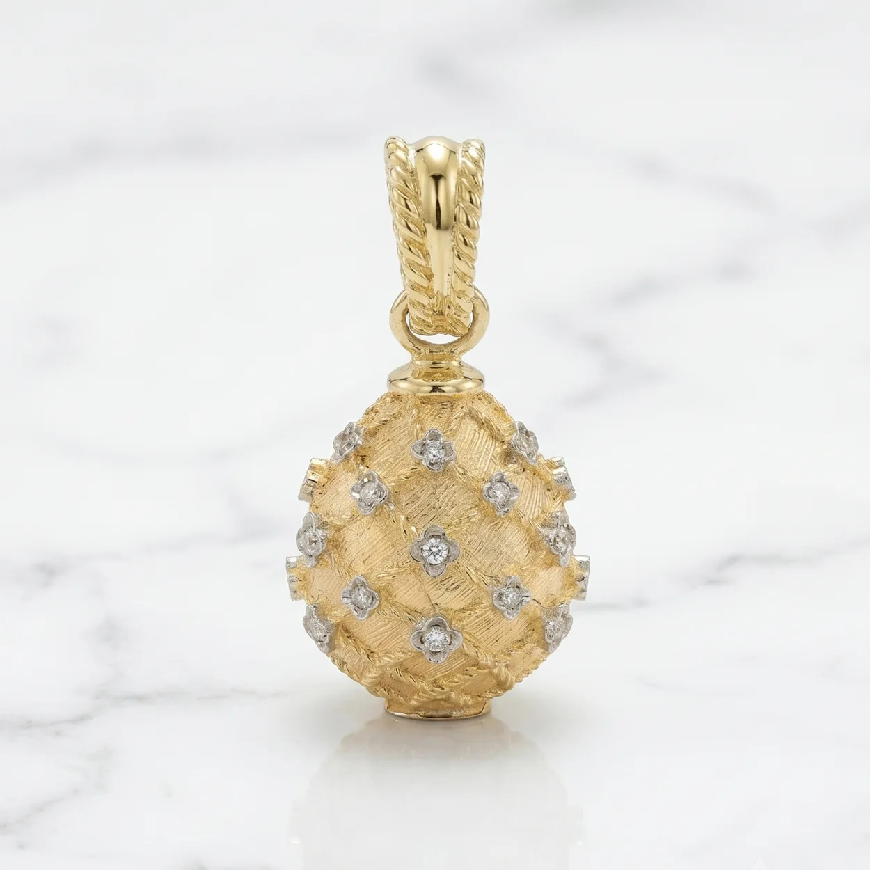 Colgante de filigrana de oro de Joyeria Yanes