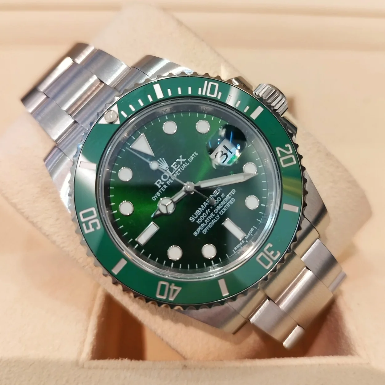 Reloj de buceo de lujo verde en Premium Watches Madrid