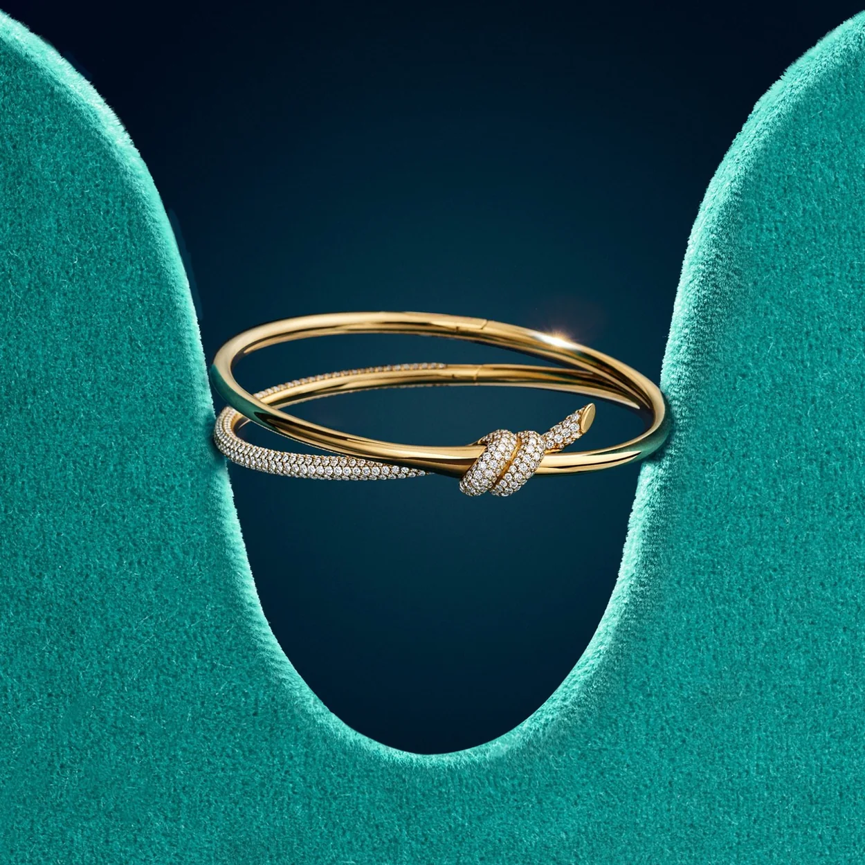 Pulsera Knot de oro y diamantes de Tiffany and Co