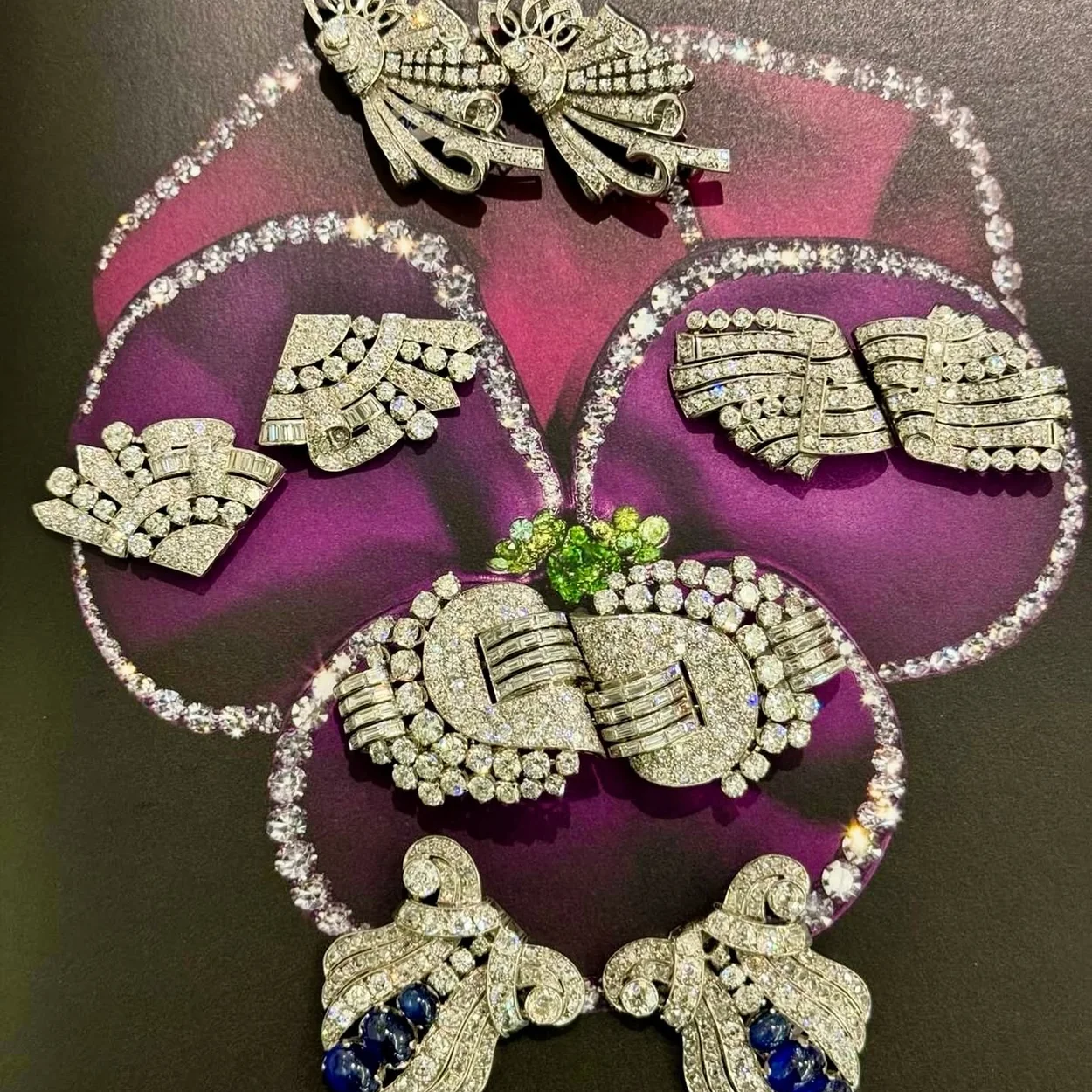 Broches de diamantes en forma de ave de Vendôme Joyería