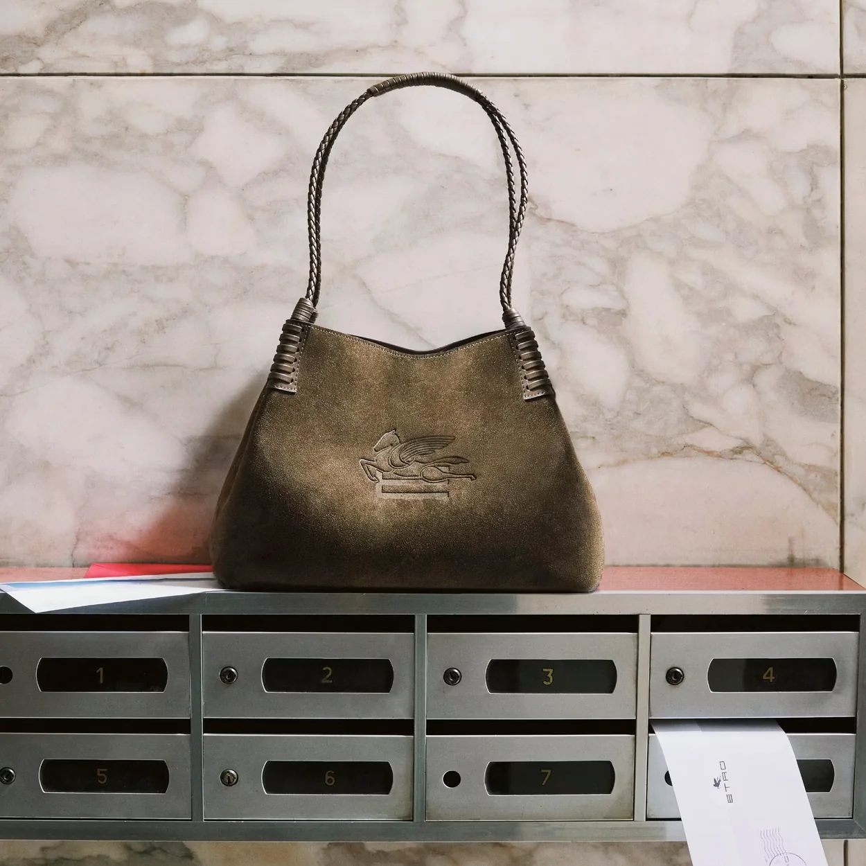 Bolso de piel bronce de Etro